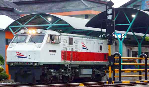 jadwal kereta api semarang jakarta